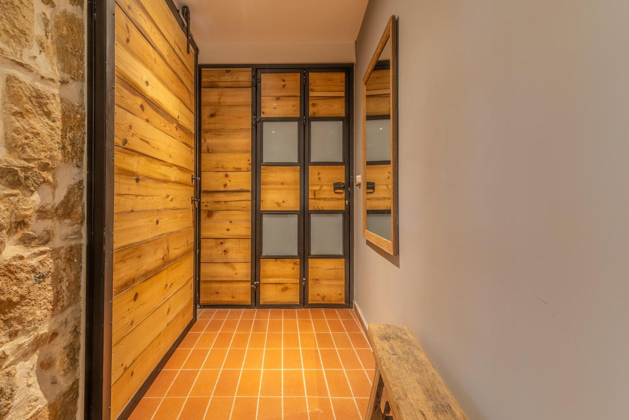 City Loft Near The Airport With Seaview 伊拉克利翁 外观 照片