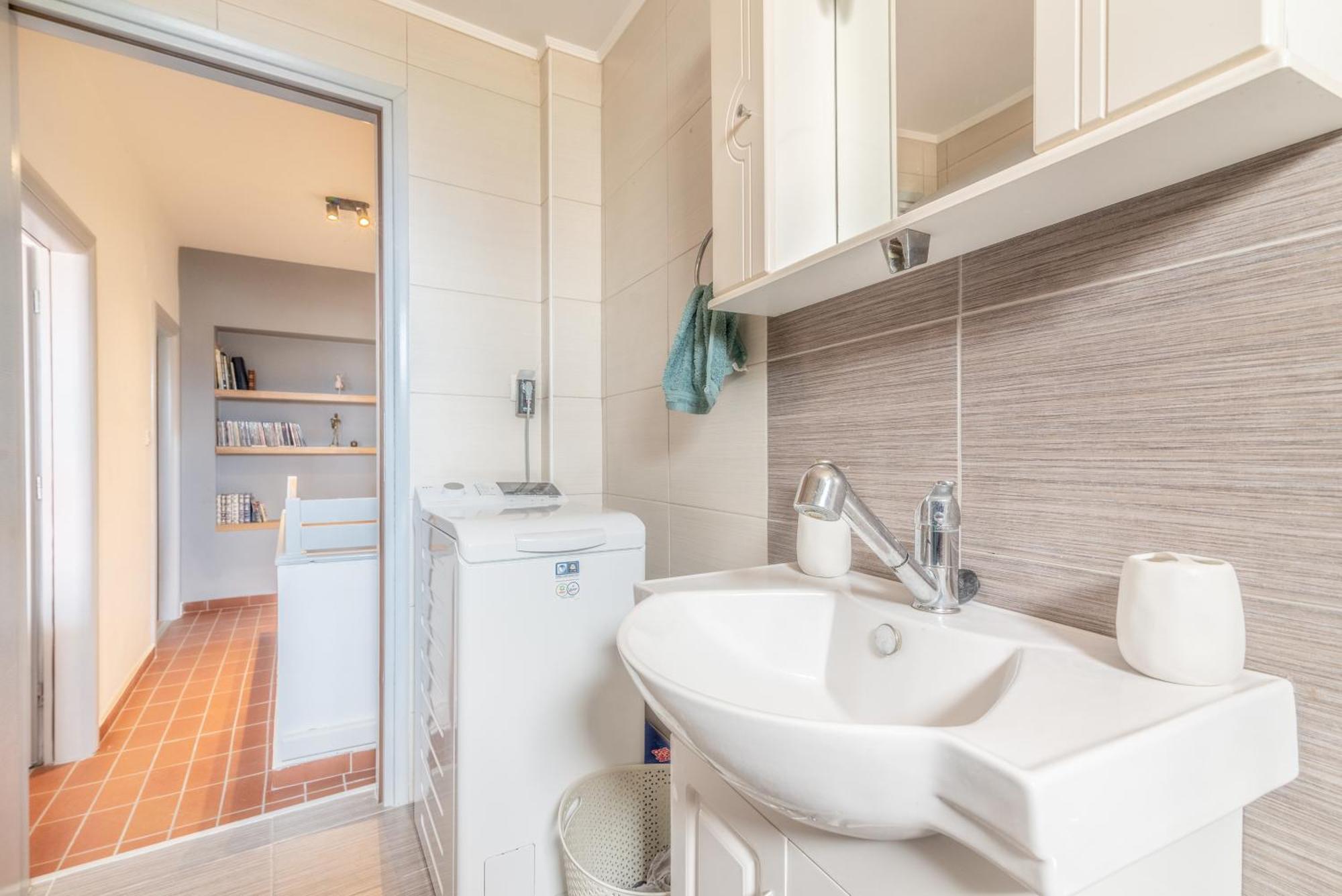 City Loft Near The Airport With Seaview 伊拉克利翁 外观 照片